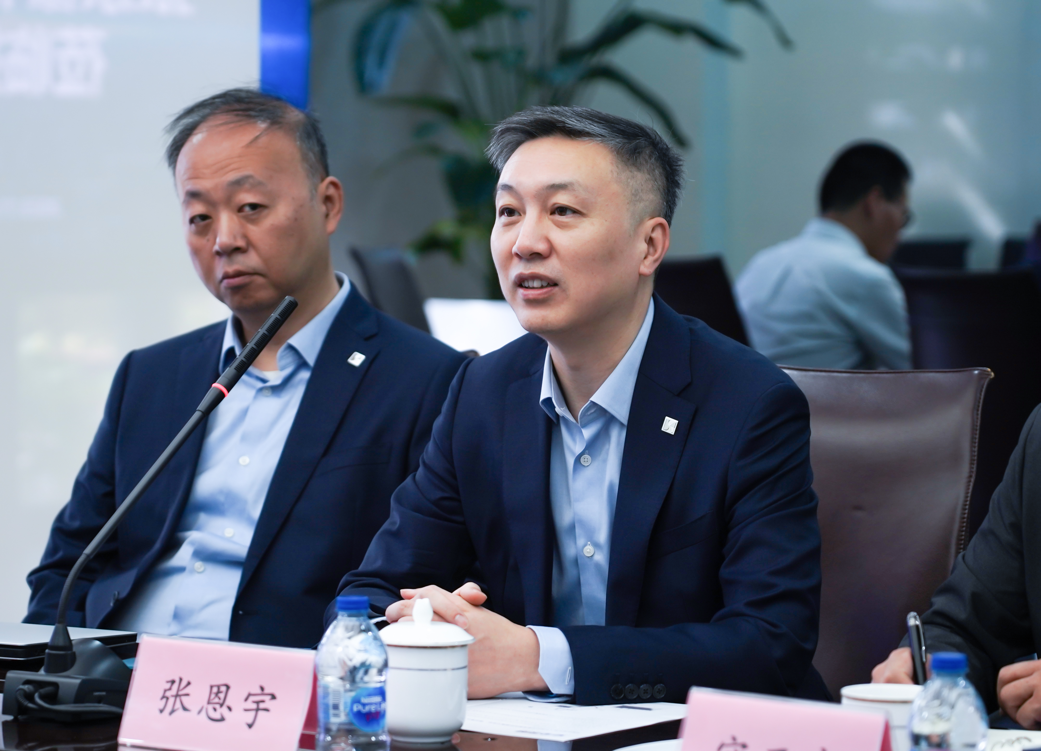 中石化胜利石油工程公司张宗檩书记一行莅临亿万先生MR参观交流(图5)
